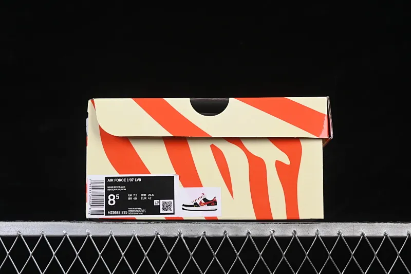 All Categories Nk Air Force 1 Air Force Series Nk Air Force 1 Low Air Force Low Nike Air Force 1'07 Low Year of the Horse Limited Edition Red and Black Contrast Air Force One Low-top Casual Shoes MZ9588-835